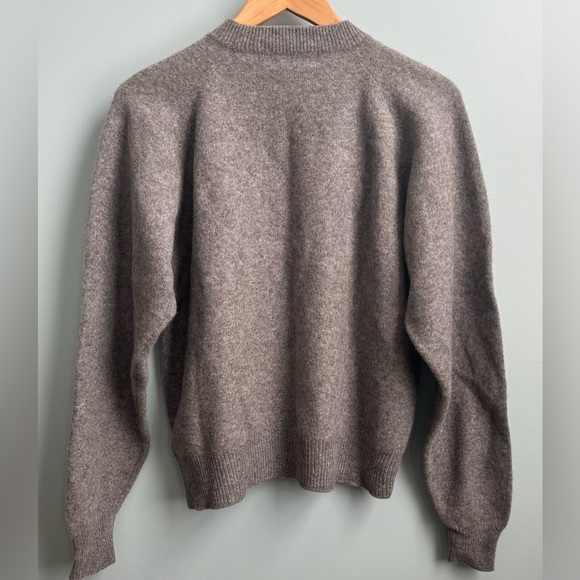 Heather & Tweed 100% Lambswool Gray Crewneck Sweater Size M - Picture 4 of 5